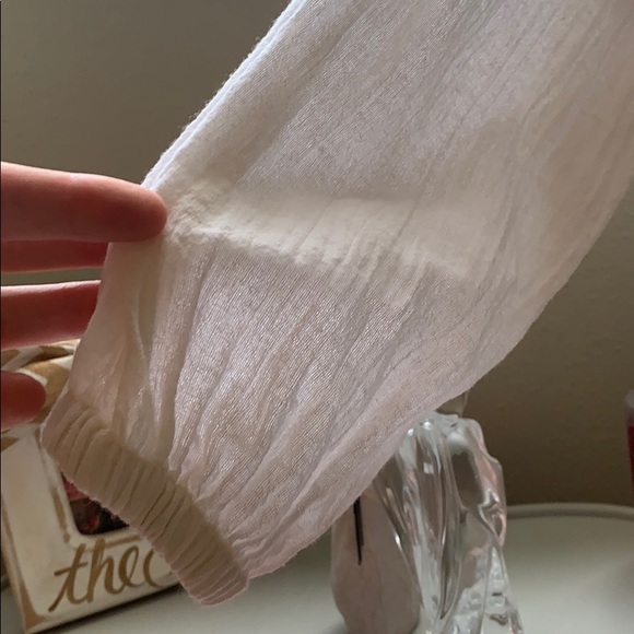 Outgrown - Picture 5 of 6